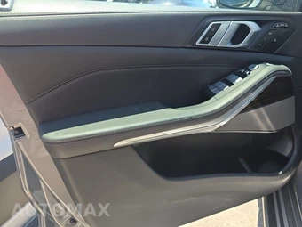 2025 BMW X7 xDrive40i – miniatura 15
