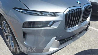 2025 BMW X7 xDrive40i – miniatura 26