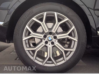 2025 BMW X7 xDrive40i – miniatura 11