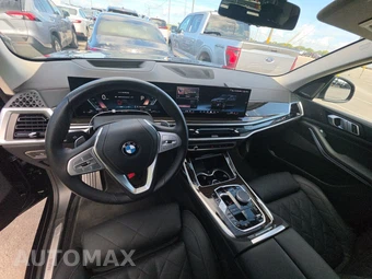 2025 BMW X7 xDrive40i – miniatura 17