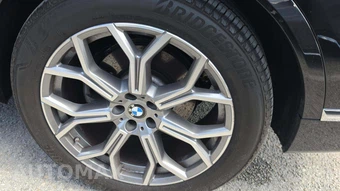 2025 BMW X7 xDrive40i – miniatura 28
