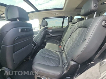 2025 BMW X7 xDrive40i – miniatura 19