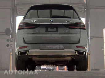 2025 BMW X7 xDrive40i – miniatura 7