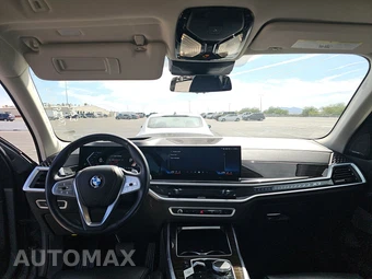 2025 BMW X7 xDrive40i – miniatura 11