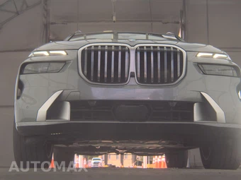 2025 BMW X7 xDrive40i – miniatura 3