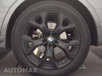 2025 BMW X7 xDrive40i – miniatura 12