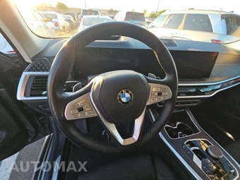2025 BMW X7 xDrive40i – miniatura 16