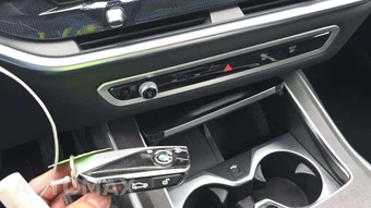 2025 BMW X7 xDrive40i - miniatura 19