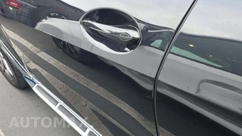 2025 BMW X7 xDrive40i - miniatura 24