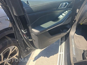 2025 BMW X7 xDrive40i - miniatura 9
