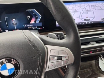 2025 BMW X7 xDrive40i - miniatura 15