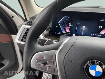 2025 BMW X7 xDrive40i - miniatura 16