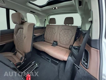 2025 BMW X7 xDrive40i - miniatura 29