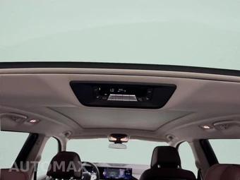 2025 BMW X7 xDrive40i - miniatura 32