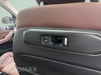 2025 BMW X7 xDrive40i - miniatura 40
