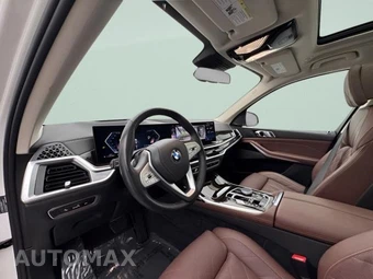 2025 BMW X7 xDrive40i - miniatura 9