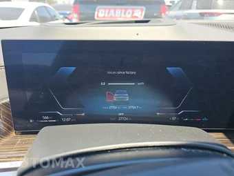 2025 BMW X7 xDrive40i – miniatura 12