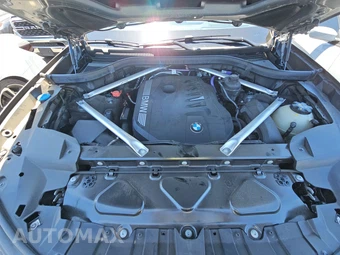 2025 BMW X7 xDrive40i – miniatura 17