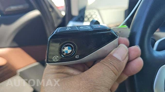 2025 BMW X7 xDrive40i – miniatura 19