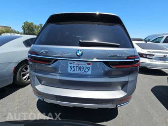 2025 BMW X7 xDrive40i – miniatura 5