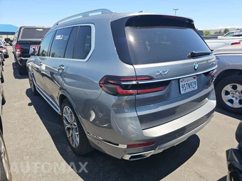 2025 BMW X7 xDrive40i – miniatura 6