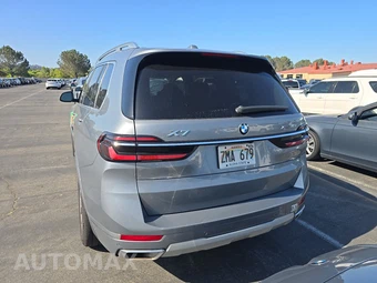 2025 BMW X7 xDrive40i – miniatura 5