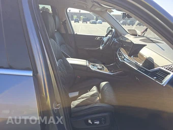 2025 BMW X7 xDrive40i – miniatura 8