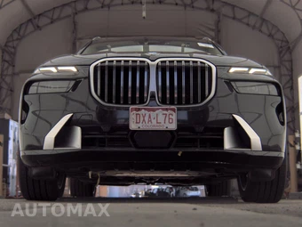2025 BMW X7 xDrive40i - miniatura 3