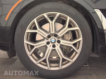 2025 BMW X7 xDrive40i - miniatura 9