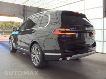 2025 BMW X7 xDrive40i – miniatura 6