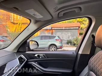 2025 BMW X7 xDrive40i - miniatura 10