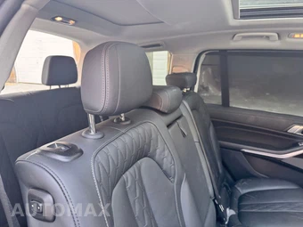 2025 BMW X7 xDrive40i - miniatura 23