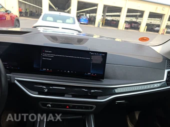 2025 BMW X7 xDrive40i - miniatura 17