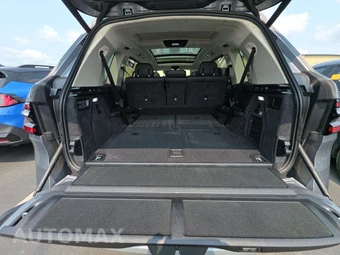2025 BMW X7 xDrive40i - miniatura 24