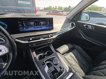 2025 BMW X7 xDrive40i – miniatura 11