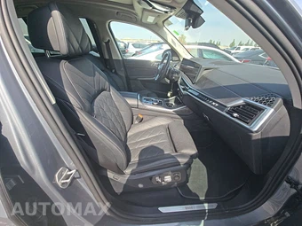 2025 BMW X7 xDrive40i – miniatura 8