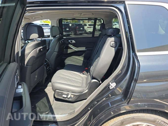 2025 BMW X7 xDrive40i - miniatura 10