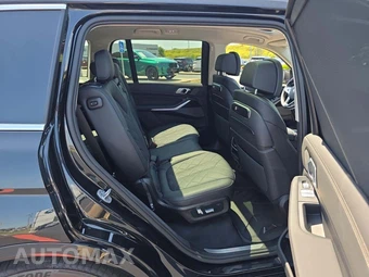 2025 BMW X7 xDrive40i - miniatura 14