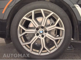 2025 BMW X7 xDrive40i – miniatura 9