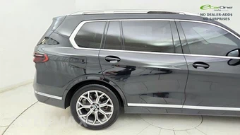 2025 BMW X7 xDrive40i – miniatura 17