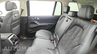 2025 BMW X7 xDrive40i – miniatura 35