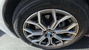 2025 BMW X7 xDrive40i – miniatura 28