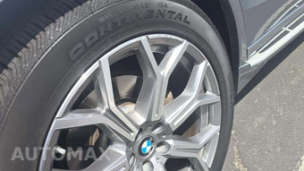 2025 BMW X7 xDrive40i – miniatura 29