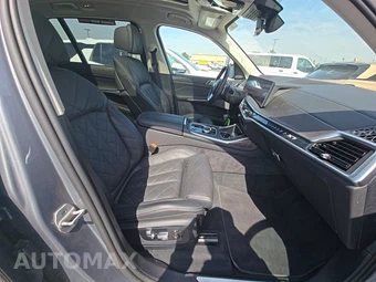 2025 BMW X7 xDrive40i – miniatura 8