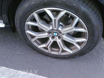 2025 BMW X7 xDrive40i – miniatura 22