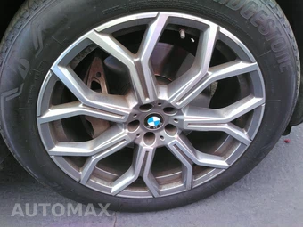 2025 BMW X7 xDrive40i – miniatura 29