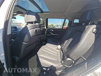 2025 BMW X7 xDrive40i - miniatura 13