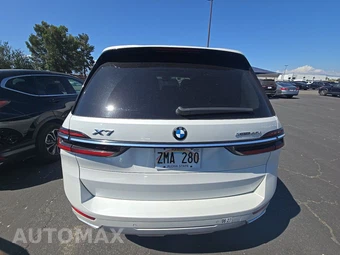 2025 BMW X7 xDrive40i - miniatura 5