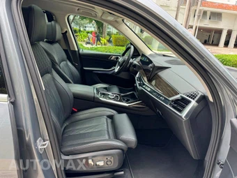 2025 BMW X7 xDrive40i - miniatura 11
