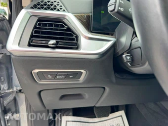 2025 BMW X7 xDrive40i - miniatura 23